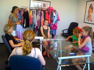 FAB Group in the FashionPlaytes Office!
