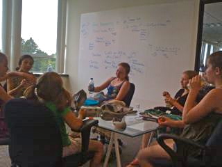FAB Group in the FashionPlaytes Office!