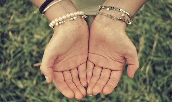 handsfeatured
