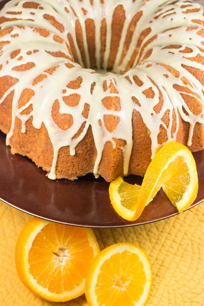 Million-Dollar-Pound-Cake_Large400_ID-1128317