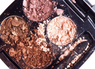 Life Hacks: 3 Shockingly Easy Ways to Fix Broken Makeup